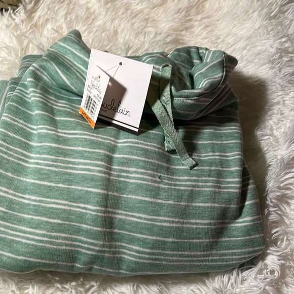 🌈Roudelain stripe set new with tags - Picture 4 of 5